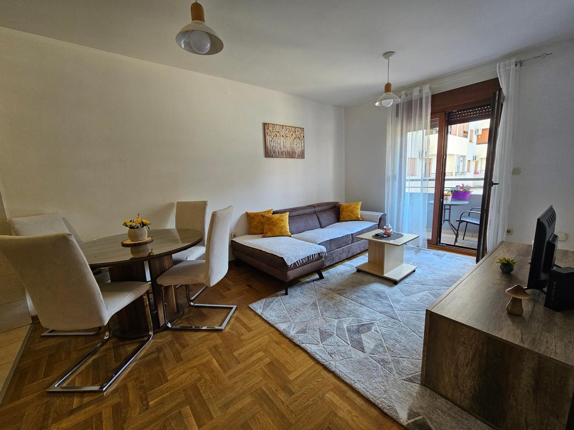 Luca Apartman Podgorica Ngoại thất bức ảnh